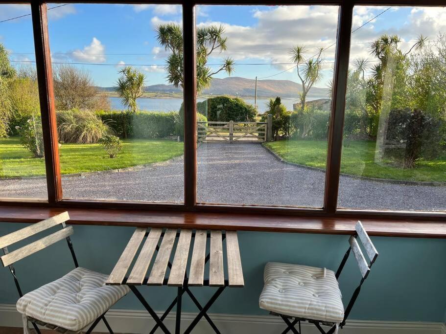 Seaview Kerry Bed And Breakfast Cahersiveen Exteriör bild